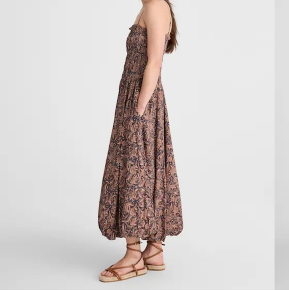 Madewell Smocked Bubble-Hem Midi Dress in Paisley NV466 - Picture 3 of 12